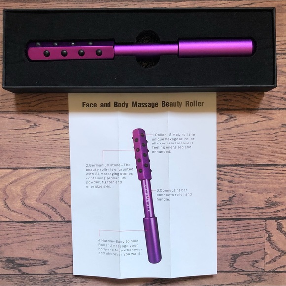 Cosmedix Geranium Stone Face & Body Beauty Roller - Picture 4 of 8